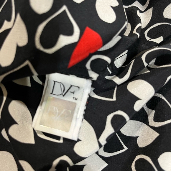 Diane von Furstenberg short sleeve Silk Blouse - Picture 11 of 11